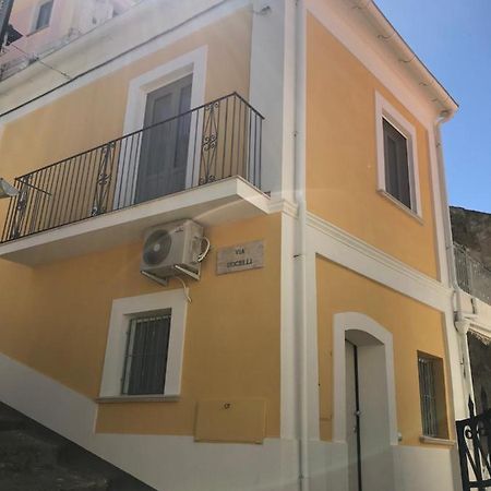 Il Casalino Apartment Pizzo  Zewnętrze zdjęcie